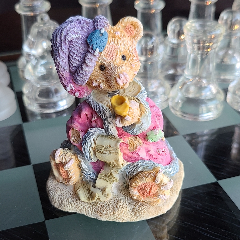 Bobble Head Bear